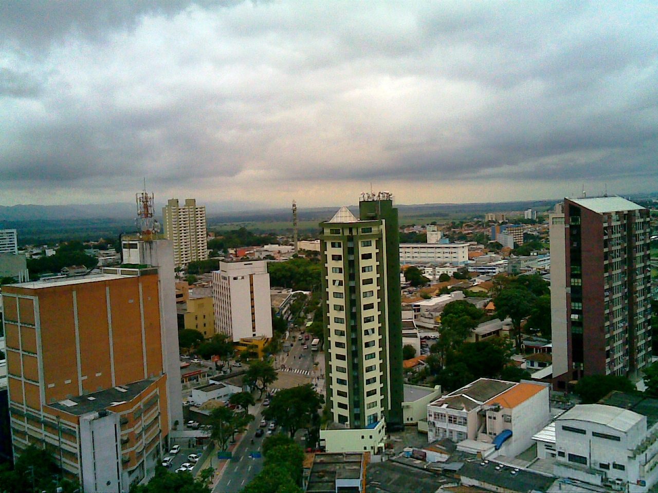 Avenida Doutor João Guilhermino, no centro de São José dos Campos